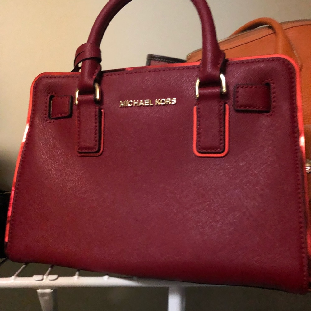 MICHAEL KORS Women’s Red Dillon Top Zip E/W Satchel - Picture 5 of 7